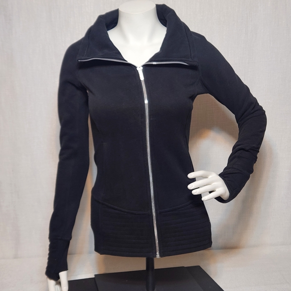 Lululemon Athletica Black Radiant Funnel Neck Jacket Sweatshirt Size 4 Full Zip